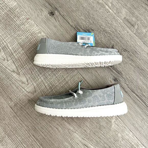 Hey Dude Shoes-Wendy Youth-Cat Eye Grey-size K11 Girls-NEW! - Picture 9 of 11